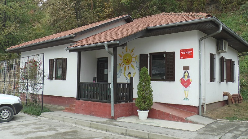 Дневни центар Сунце - ПРЕДАХ ЗА ДЕЦУ И РОДИТЕЉЕ
